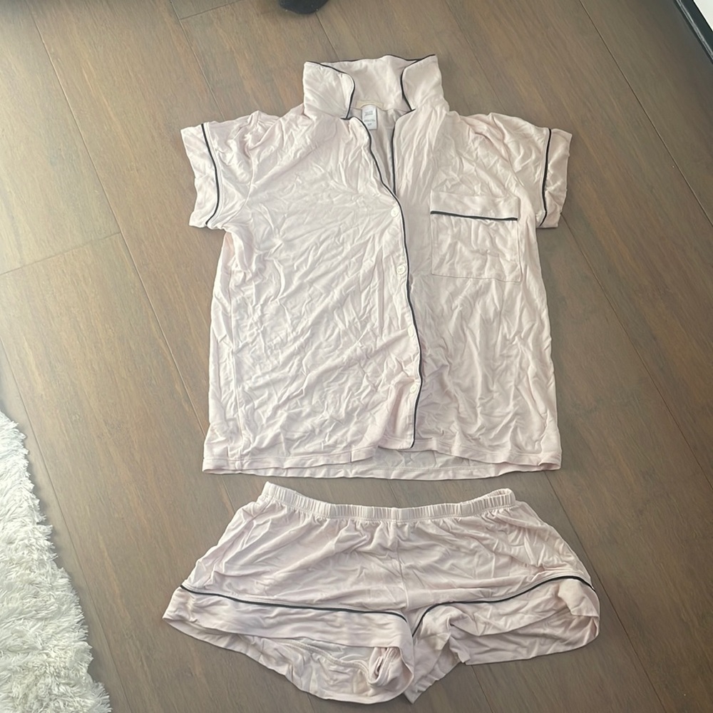 Eberjay pajama set